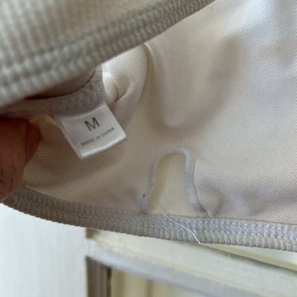 SHEIN white ribbed camisole bikini swim top with buttons - Picture 4 of 4